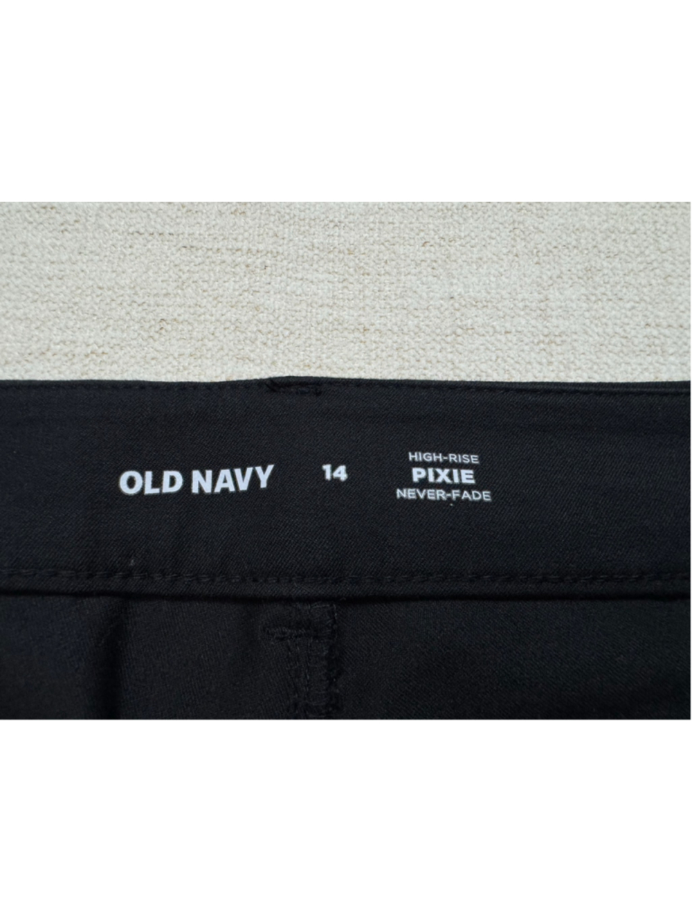 Old Navy Womens Pixie High-Rise Trouser Pants Black Size 14 Never Fade Skinny - Picture 4 of 4